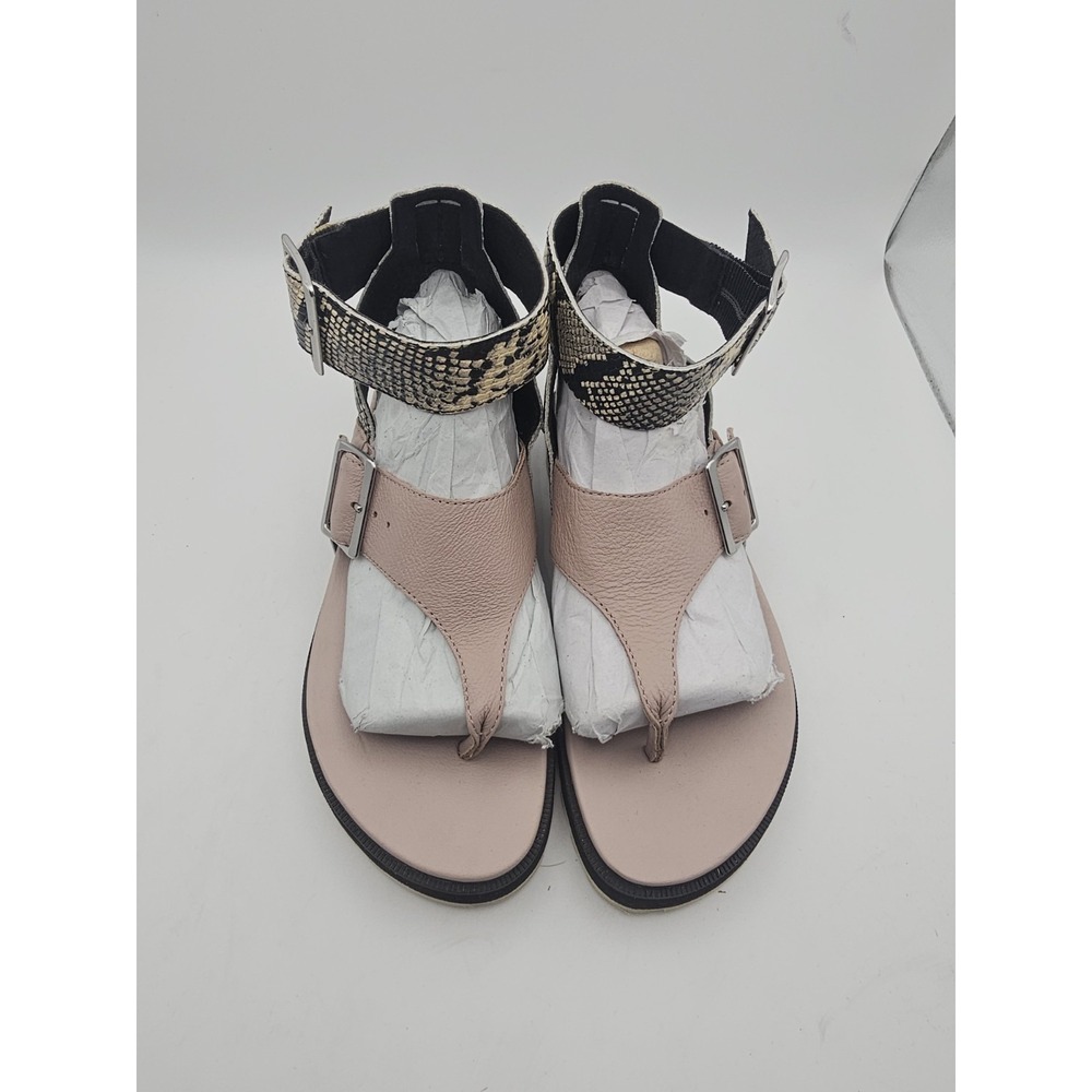 Sorel Women's Roaming T-Strap Sandal in the "Mauve Vapor" colorway Size 7.5 - Picture 2 of 10